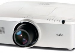 HOCHLEISTUNGS BEAMER mit 5000 Ansi Lumen HOCHLEISTUNGS BEAMER mit 5000 Ansi Lumen